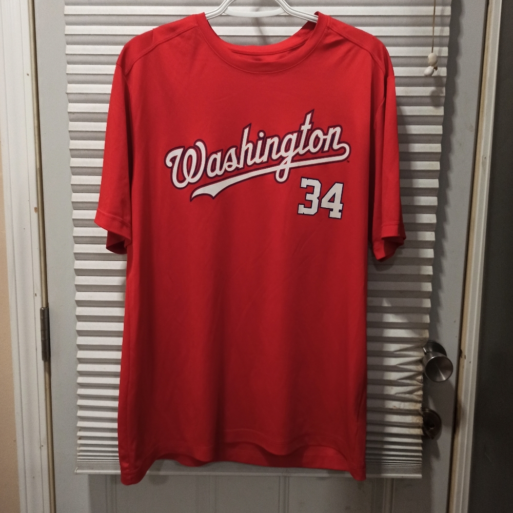 MLB Washington baseball Short sleeve tshirt. Size Large